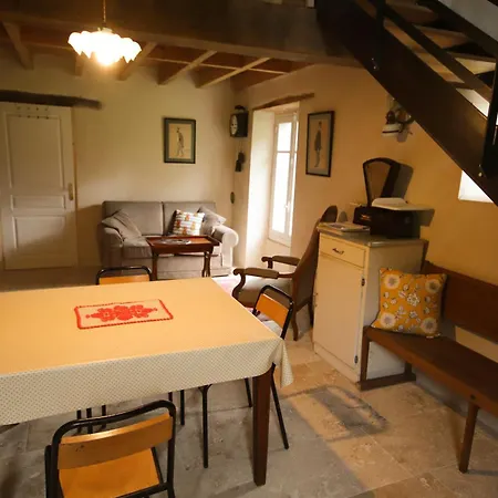 Le Refuge De Bruno بيت للعطل